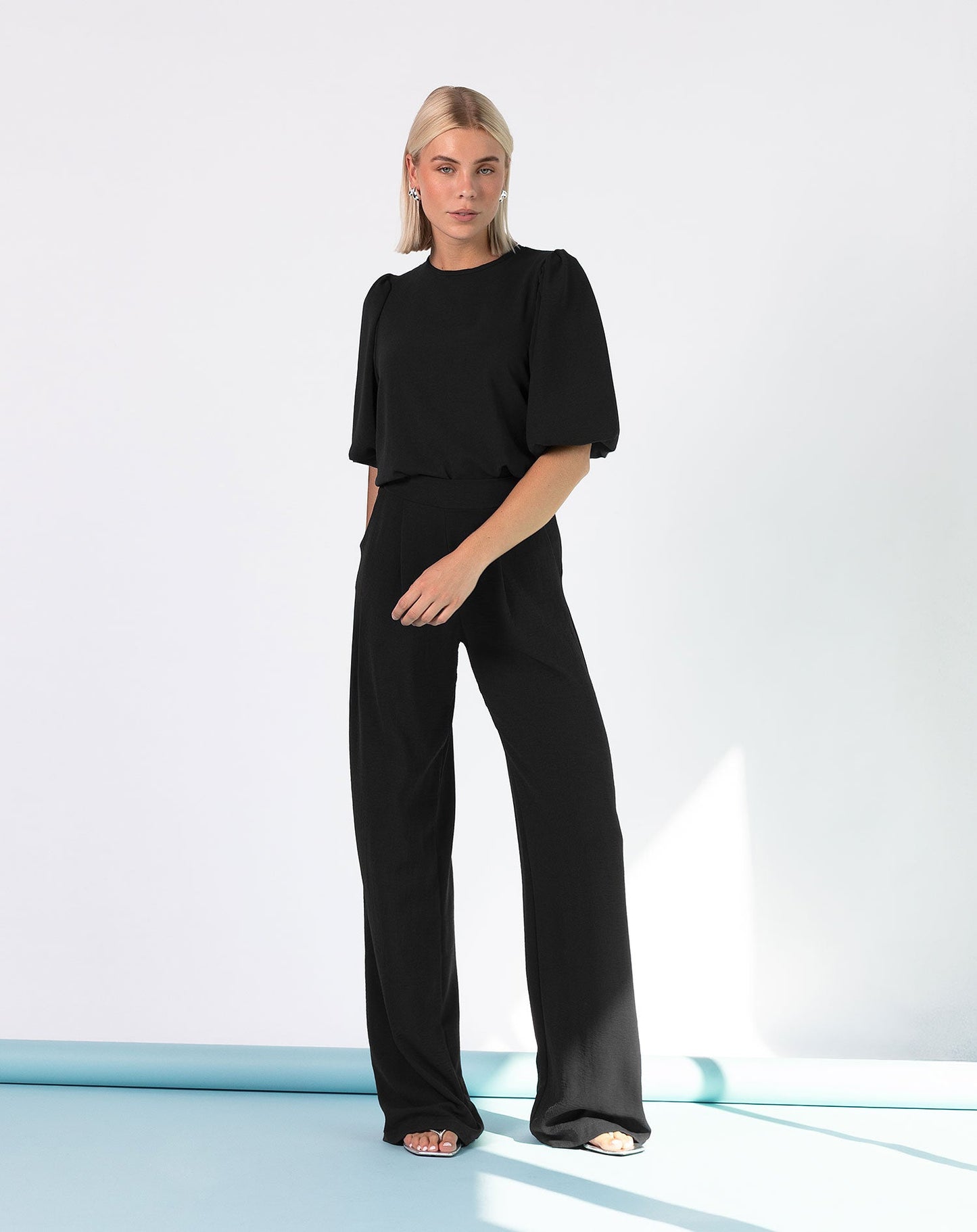 JULIE PUFF SLEEVE TOP ZWART