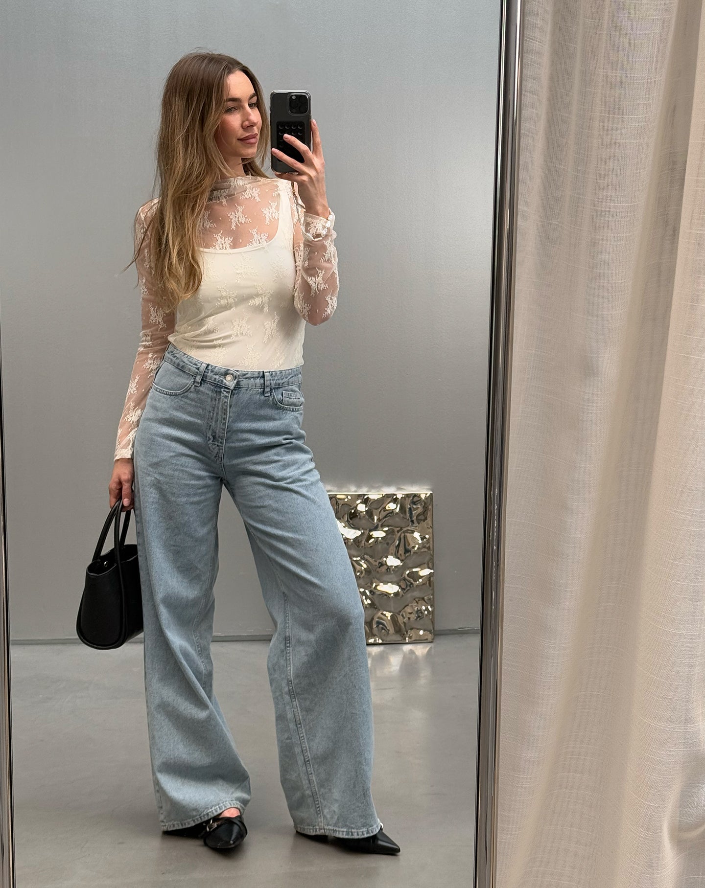 ELINA LACE TOP WIT