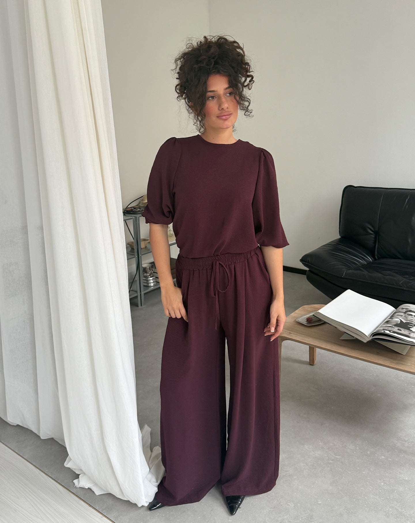 JULIE PUFF SLEEVE TOP DONKER BURGUNDY