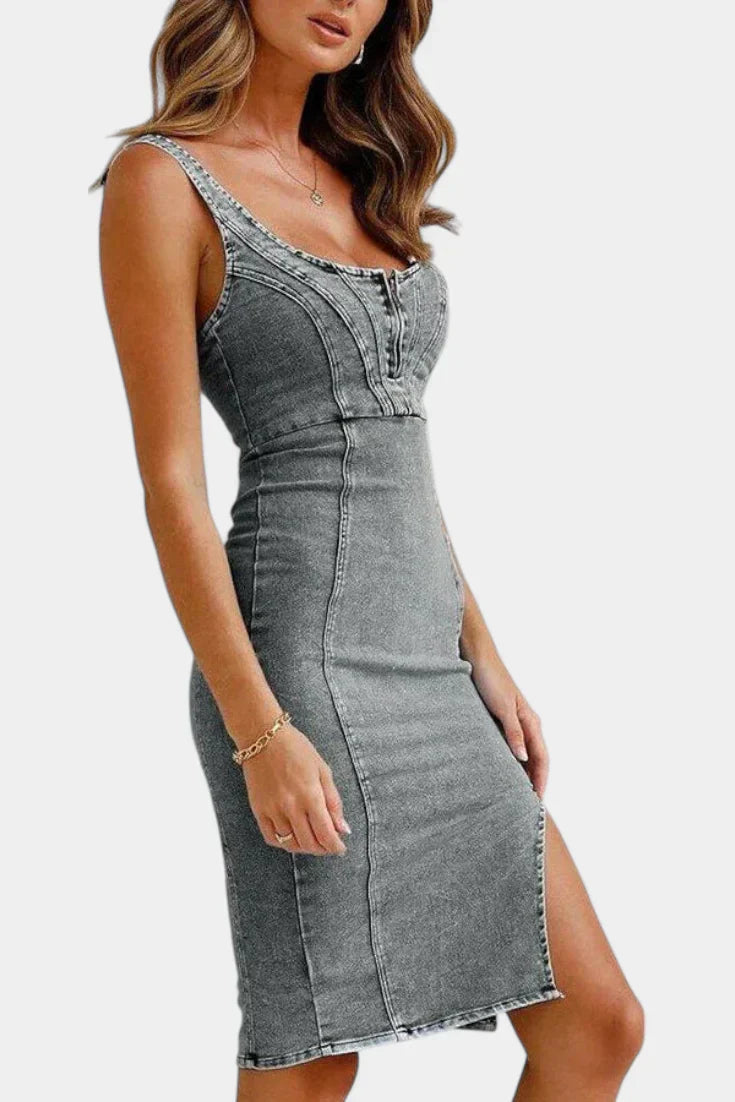 Vestido Denim con Tirantes Ajustables y Abertura Frontal