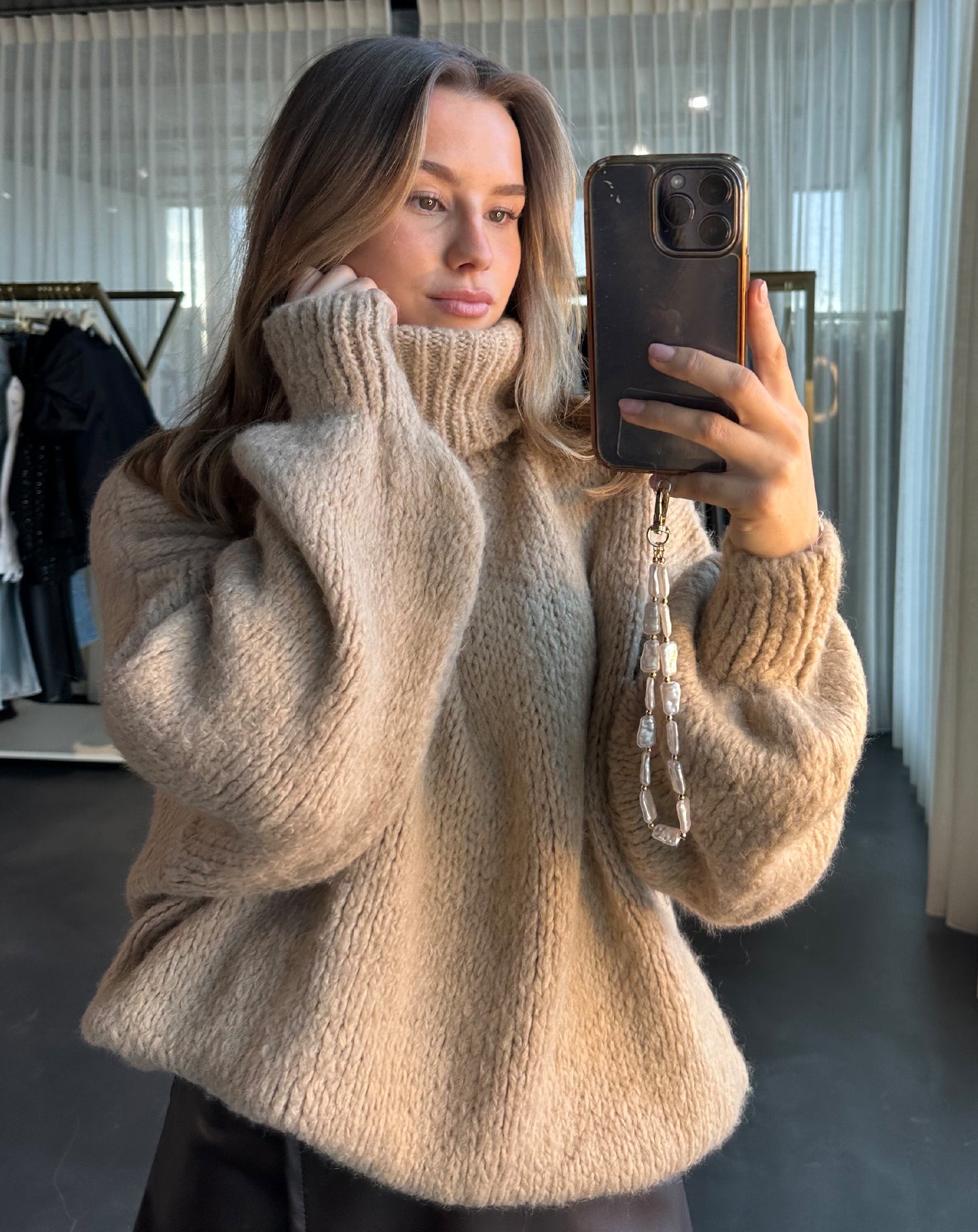 JAMIE COL KNIT BEIGE