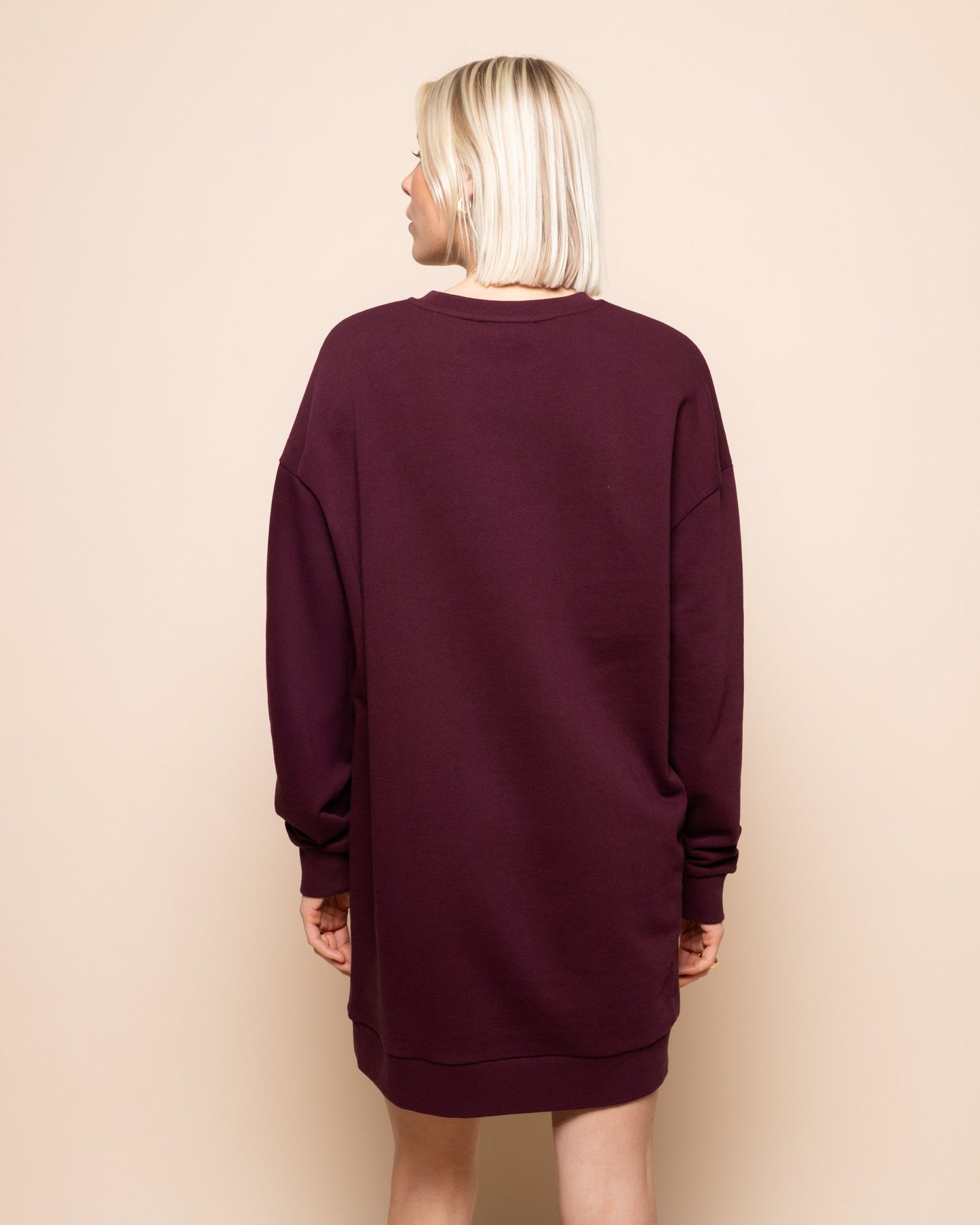 KESSIE SWEATER DRESS DONKER BURGUNDY