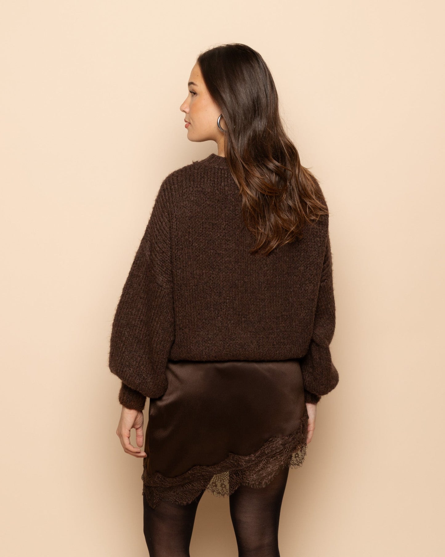 ASYMMETRIC SATIN LACE SKIRT BRUIN