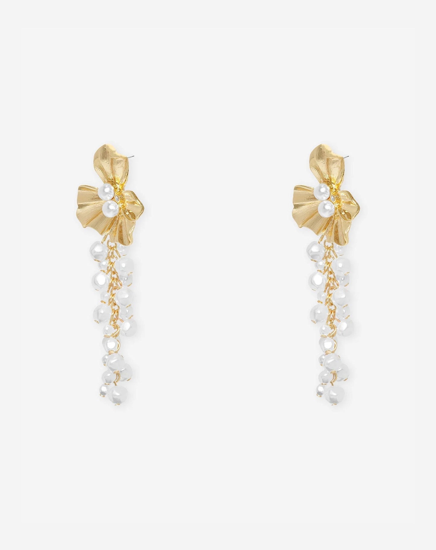 Pendientes de perlas florales