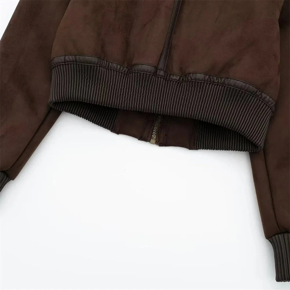 Cazadora bomber corta de ante Esme