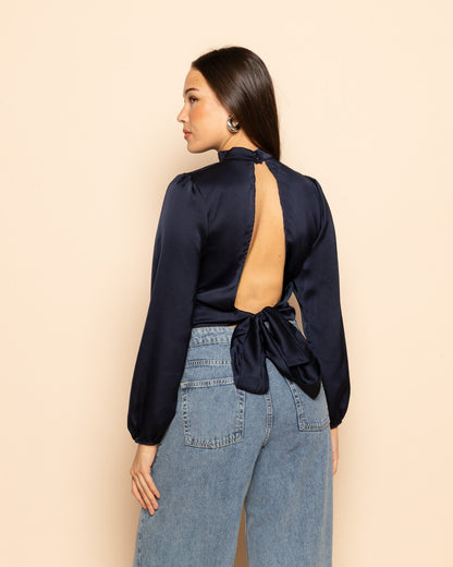 SATIN BOW TOP MARINEBLAUW