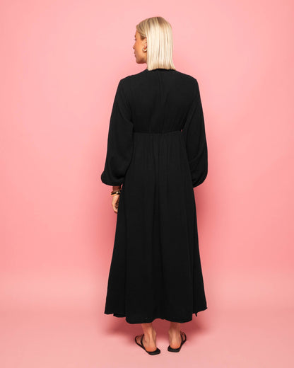 MOUSSELINE FLOWER TAPE MAXI DRESS ZWART