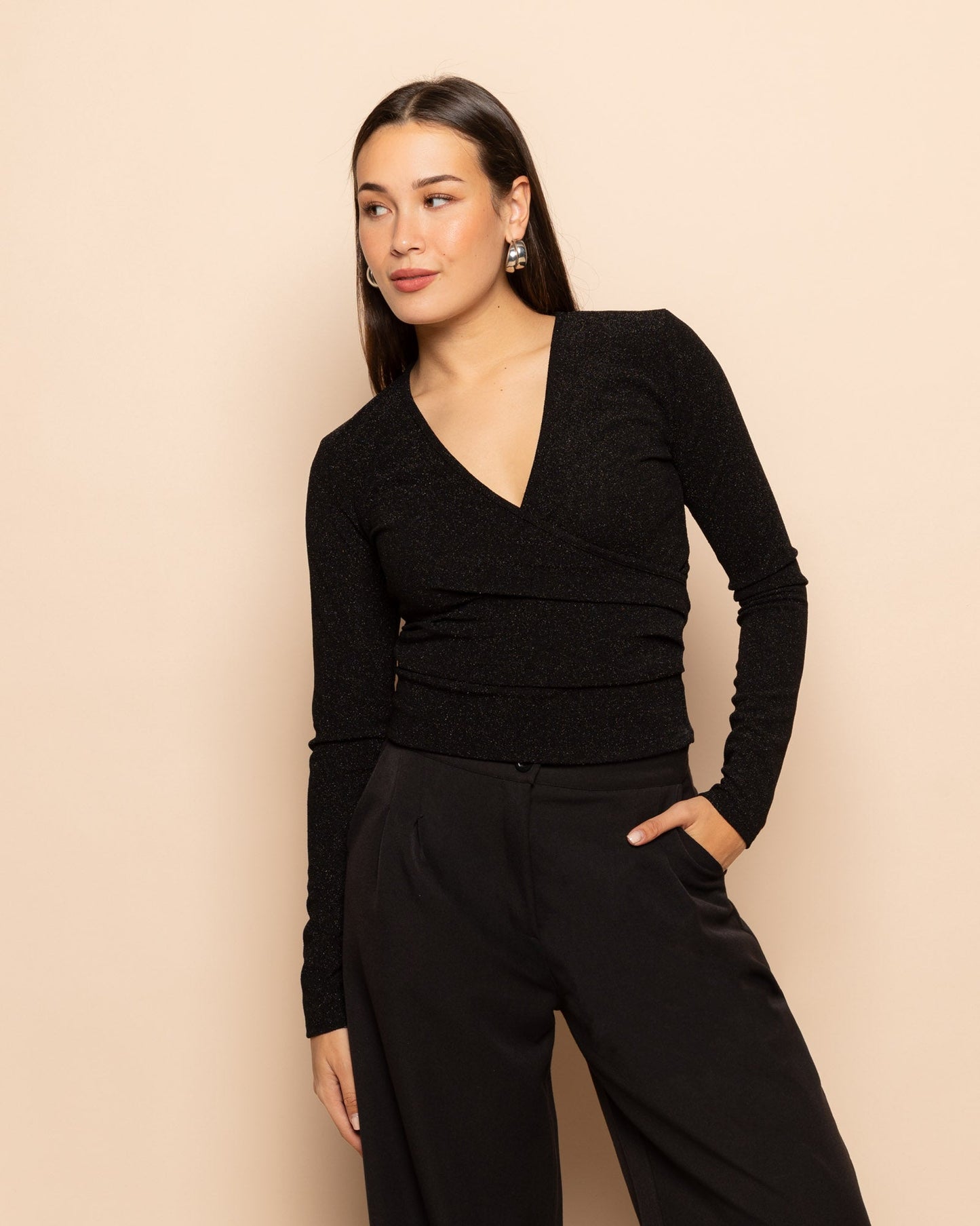 MARY GLITTER WRAP TOP ZWART