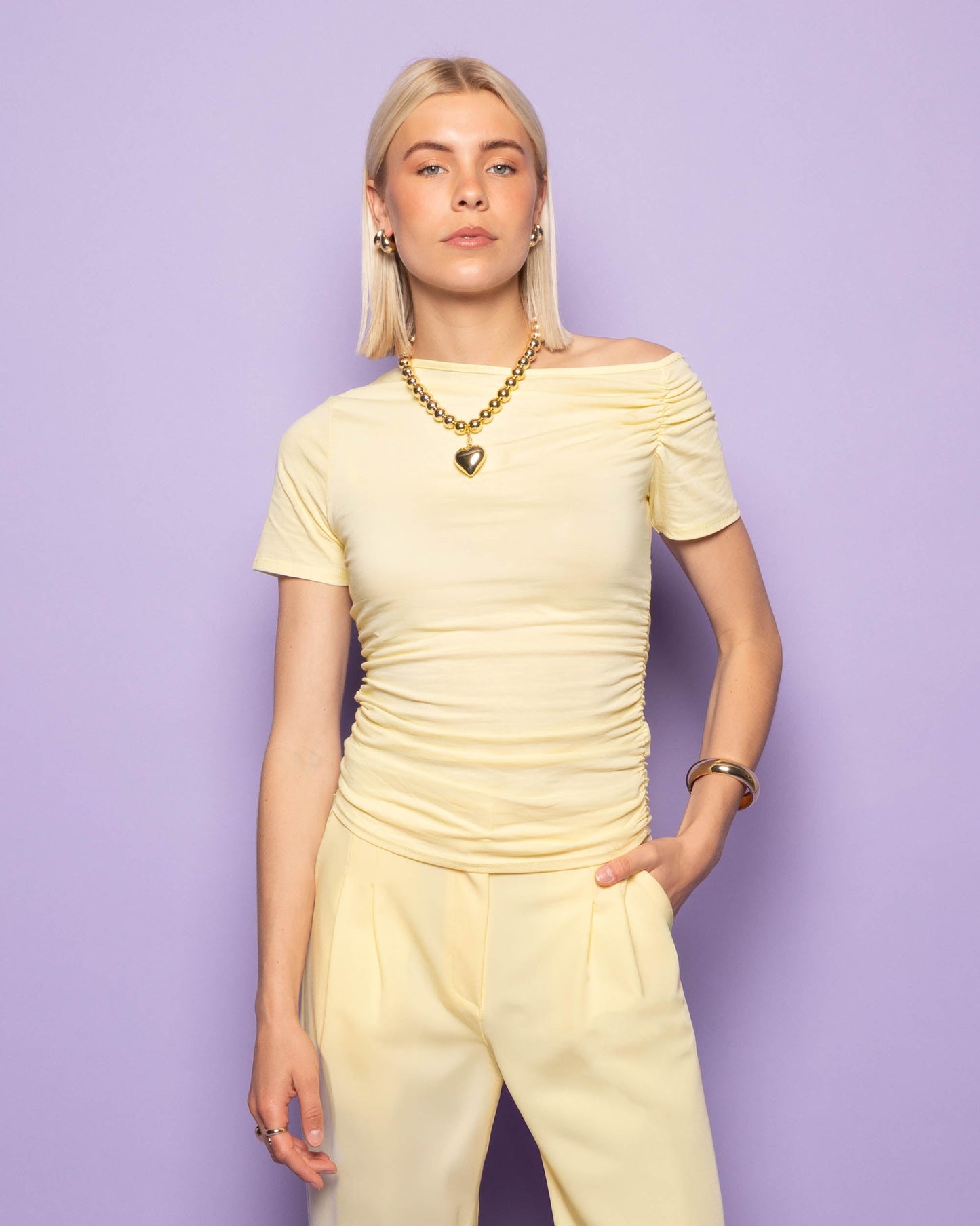 TAMAR OFF SHOULDER SHORT SLEEVE TOP BOTERGEEL