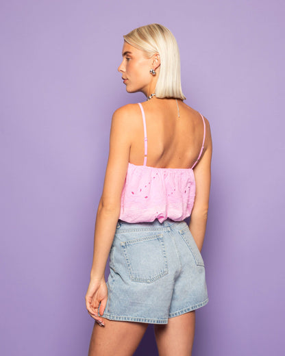 MANOU BRODERIE BUBBLE HEM TOP ROZE