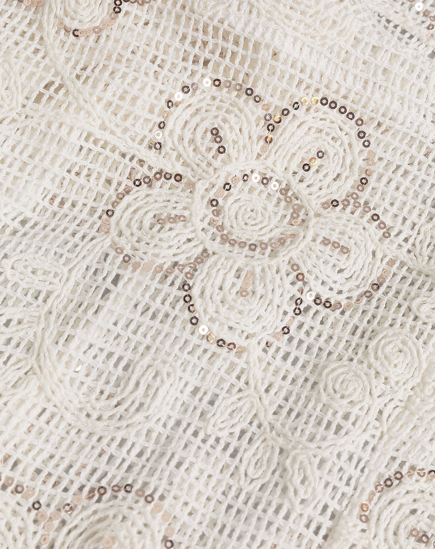 FLOWER SEQUIN CROCHET TOP CRÈME