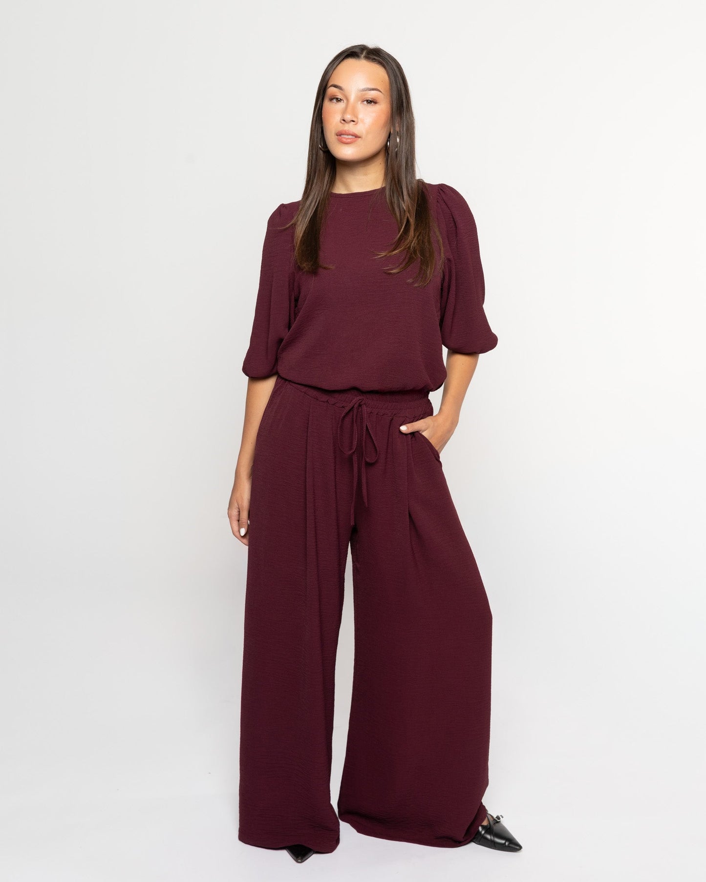 JULIE WIDE LEG PANTALON DONKER BURGUNDY
