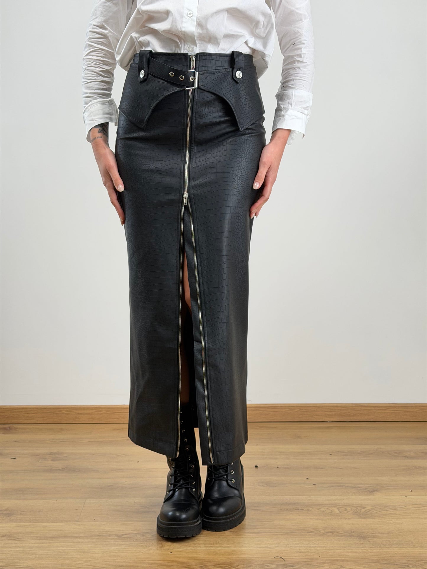 Gonna lunga ecopelle nera W47173