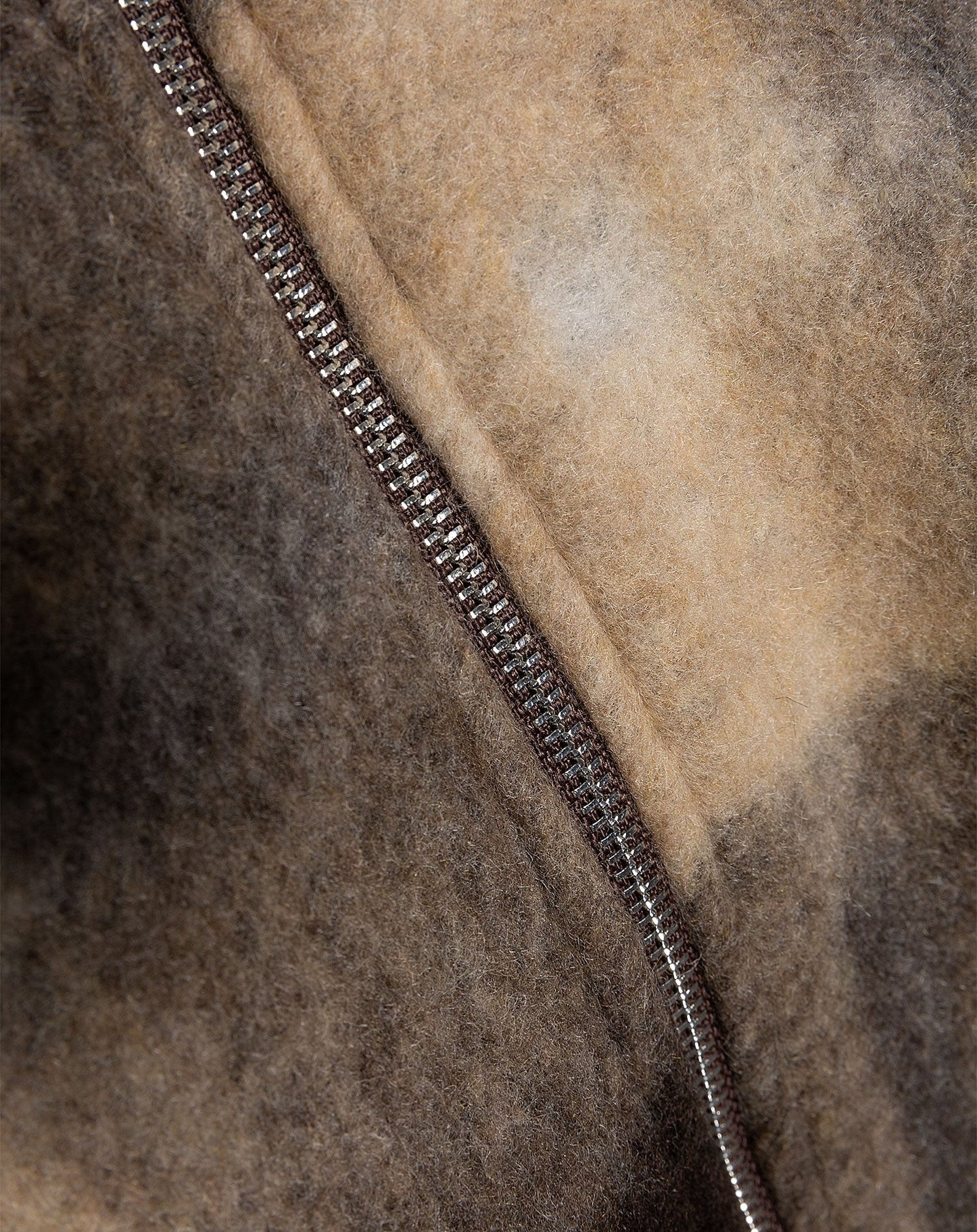 CHECKED BUBBLE HEM JACKET BRUIN