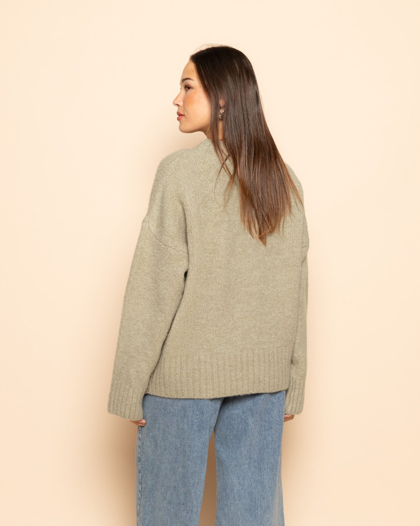 BIANCA BOXY KNIT OLIJFGROEN