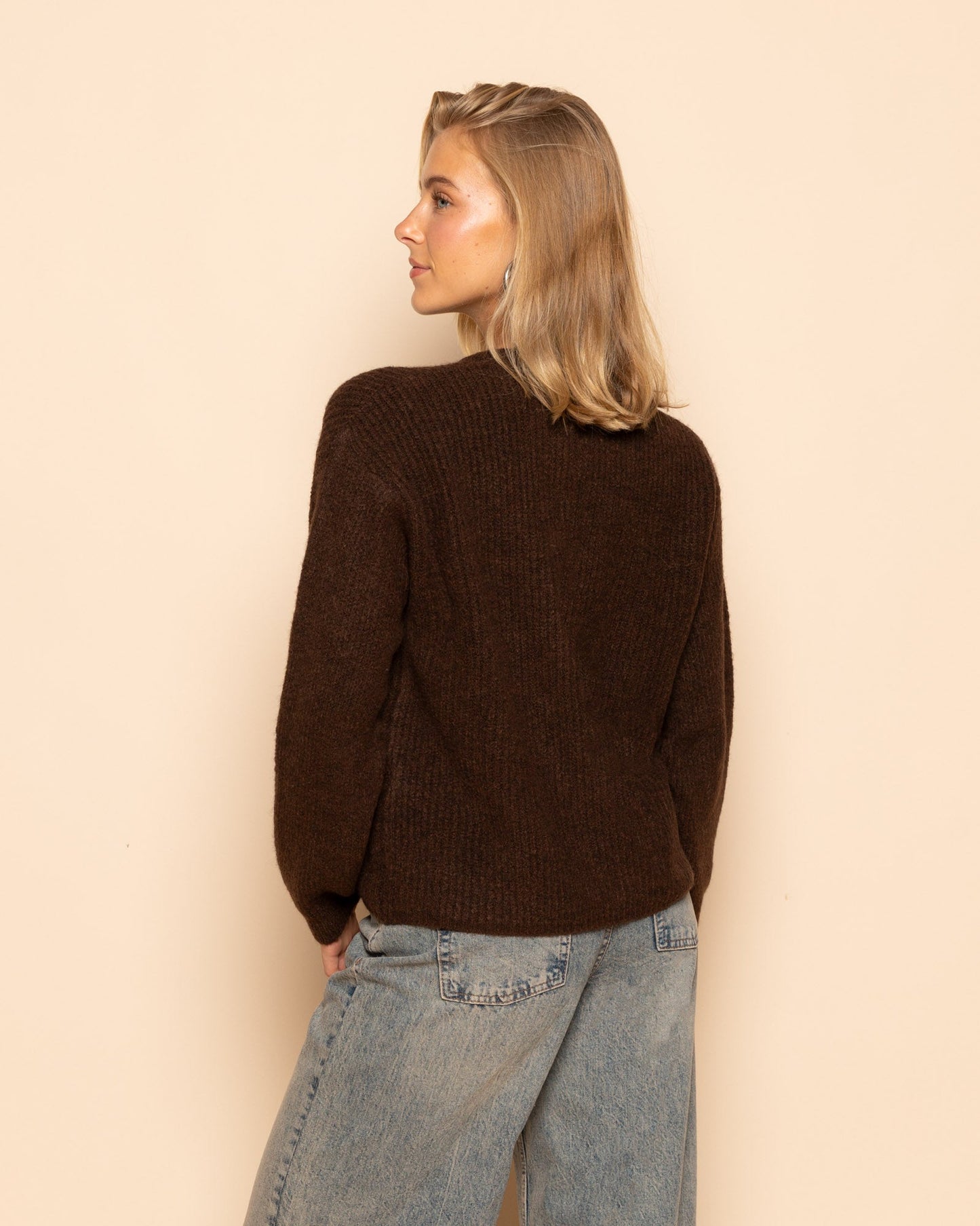 AMARA BOUCLE CARDIGAN BRUIN
