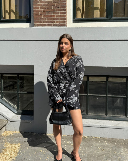 MAYRA FLOWER PLAYSUIT ZWART