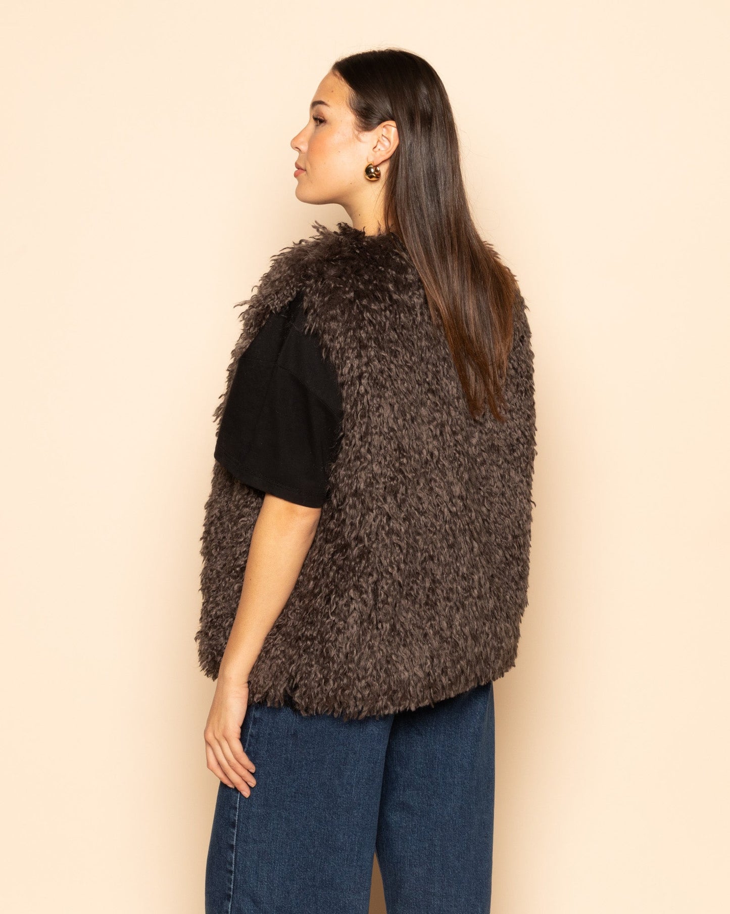 AUBREY HAIRY GILET DONKERBRUIN