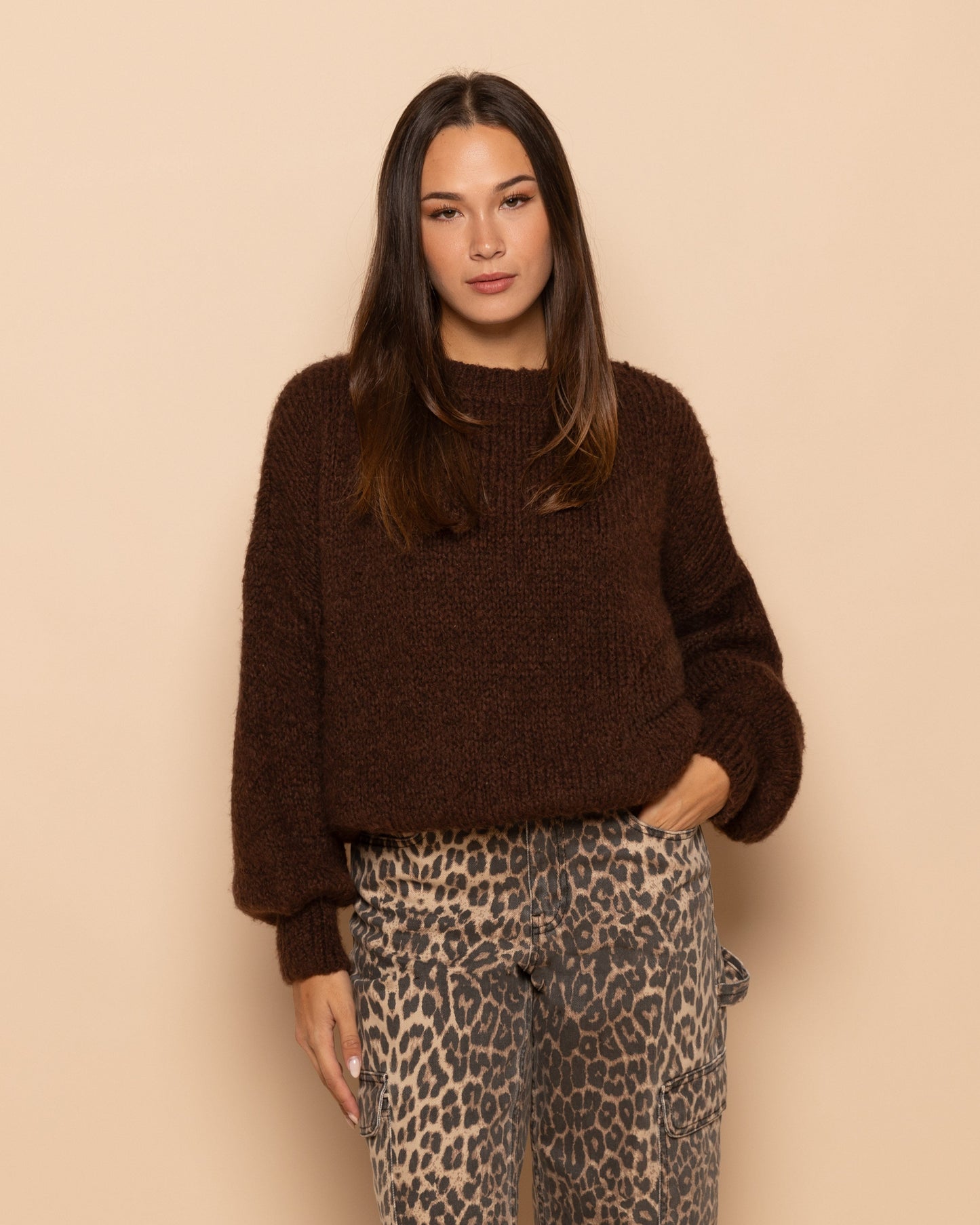 JAMIE KNIT BRUIN