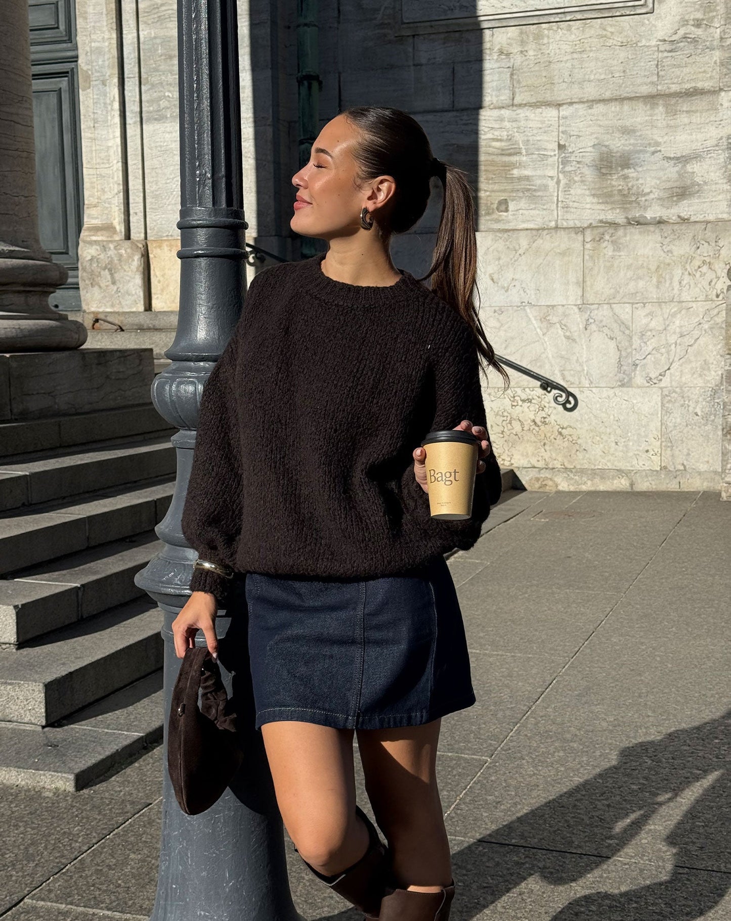 JAMIE KNIT DONKERBRUIN
