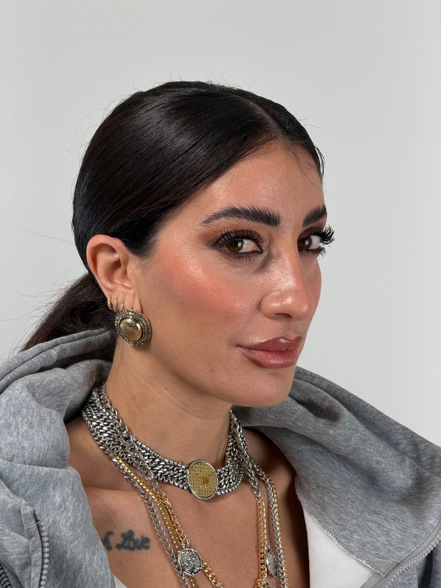 Orecchini tondi oro antico e Swarovski