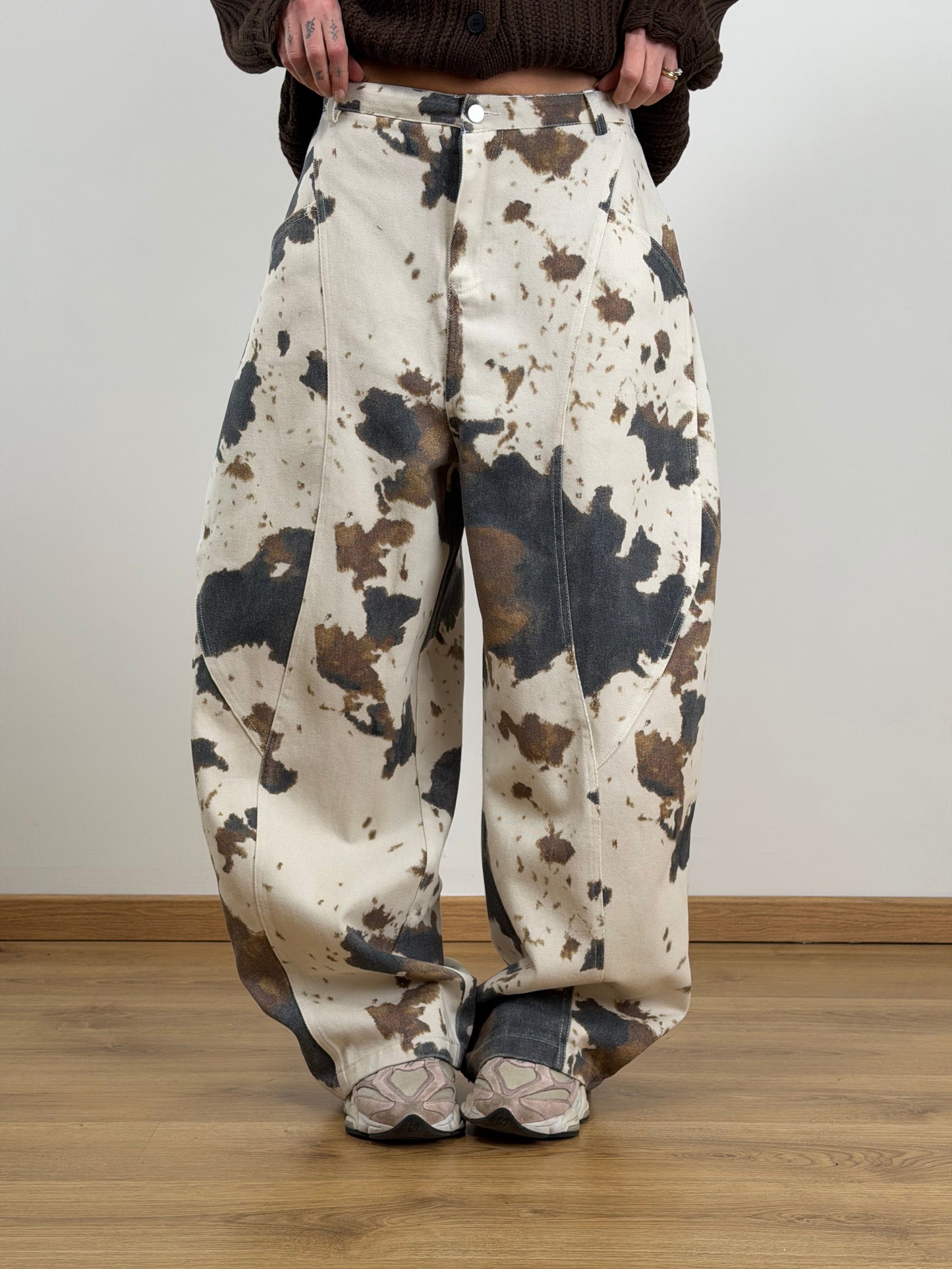 Pantaloni muccati W44576