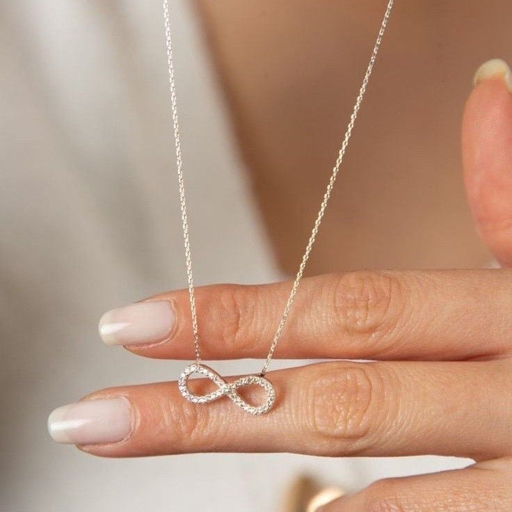 Collar del Infinito