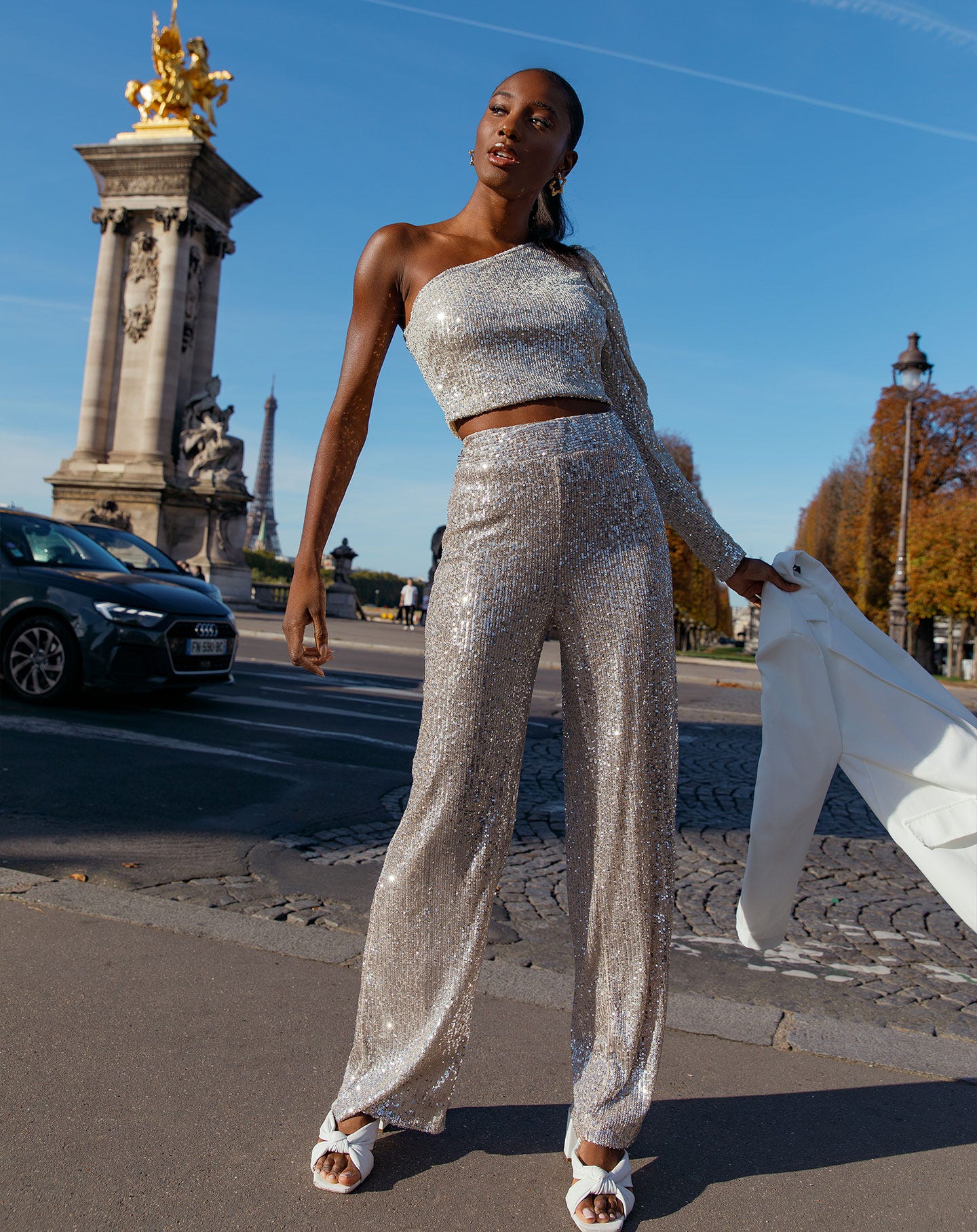SEQUINS ONE SHOULDER TOP BEIGE