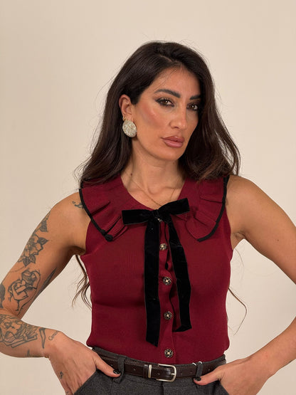 Gilet con colletto e bottoni PL11380