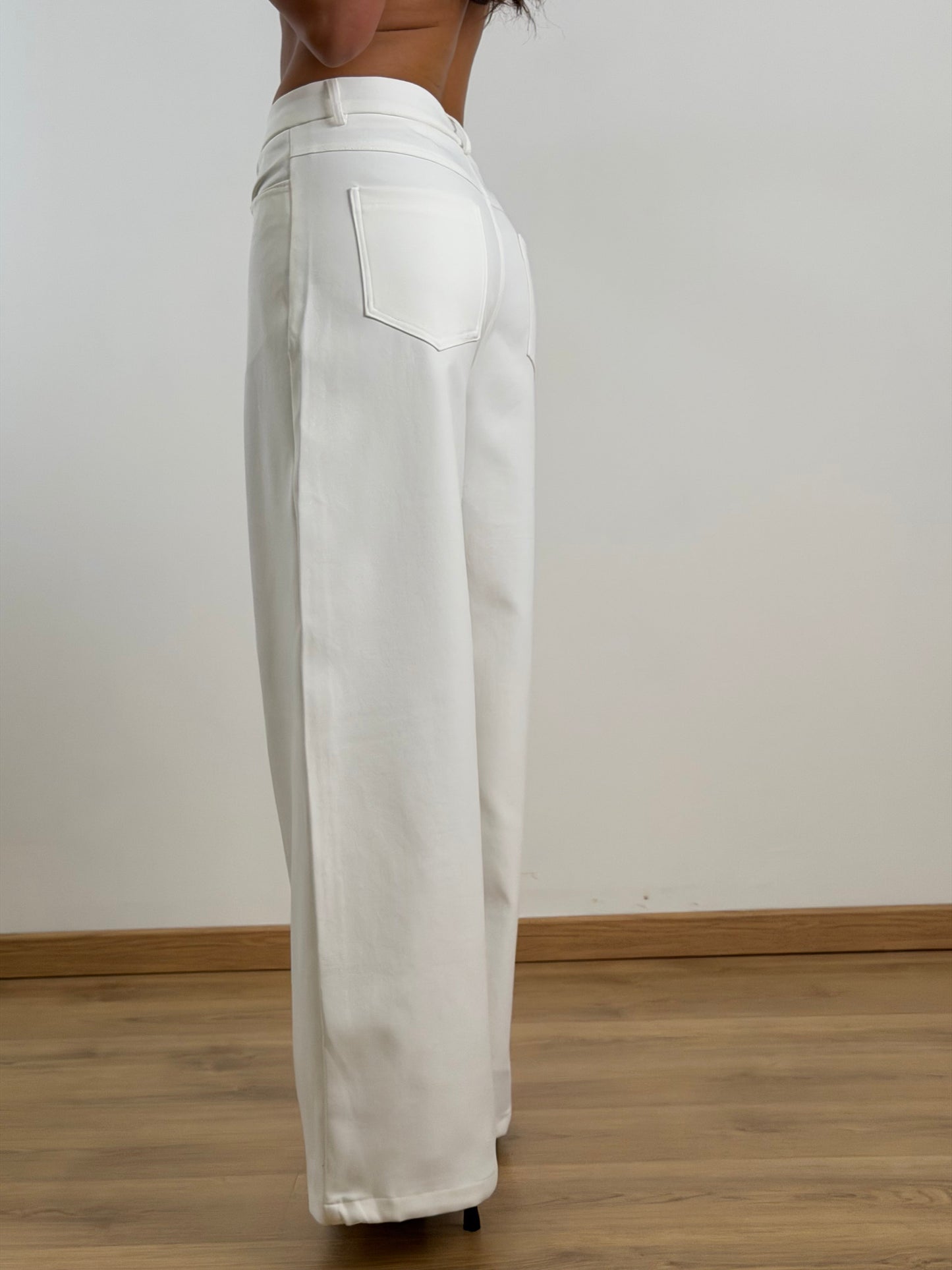 Pantaloni White W50167