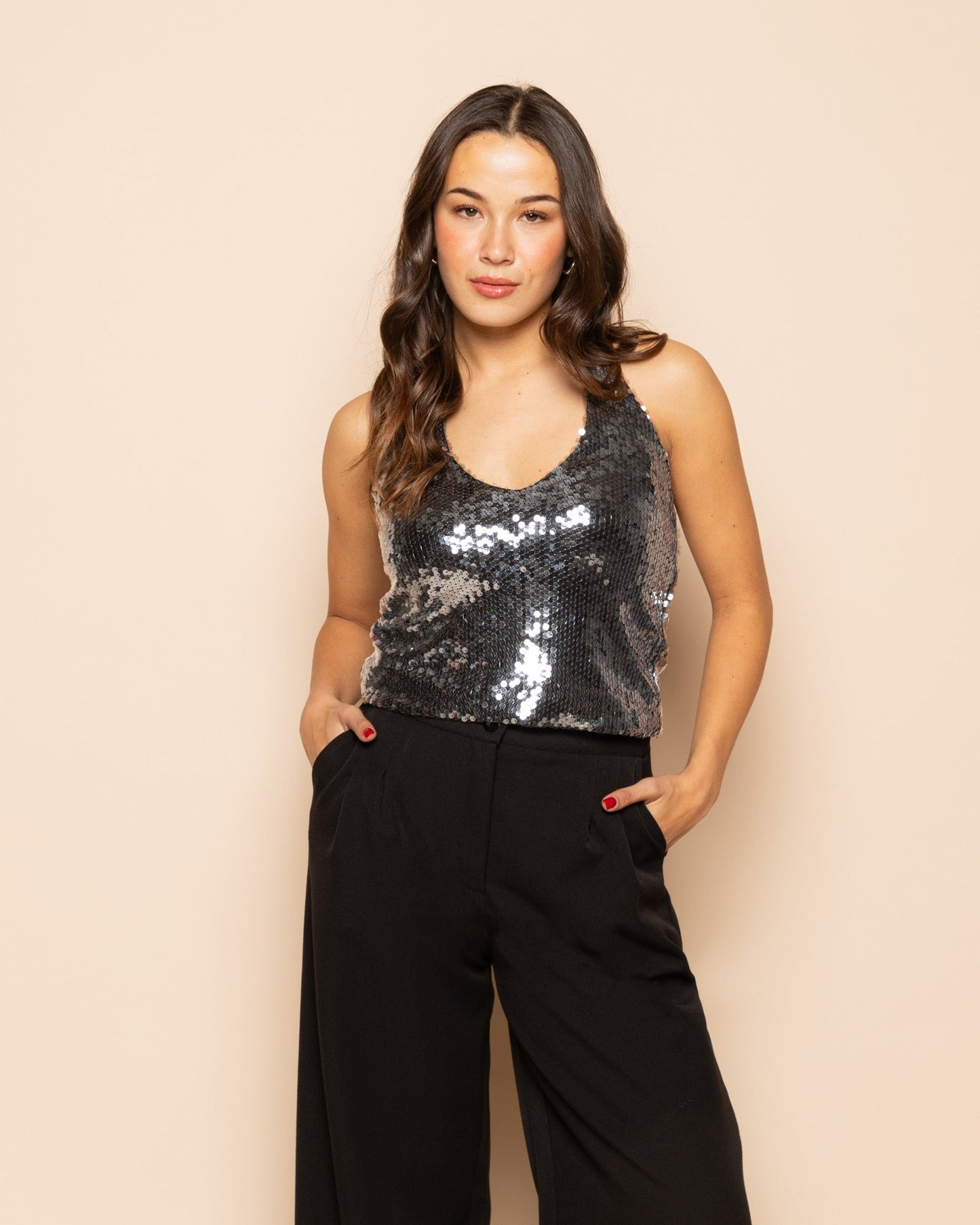 TRANSPARENT SEQUINS HALTER TOP ZWART