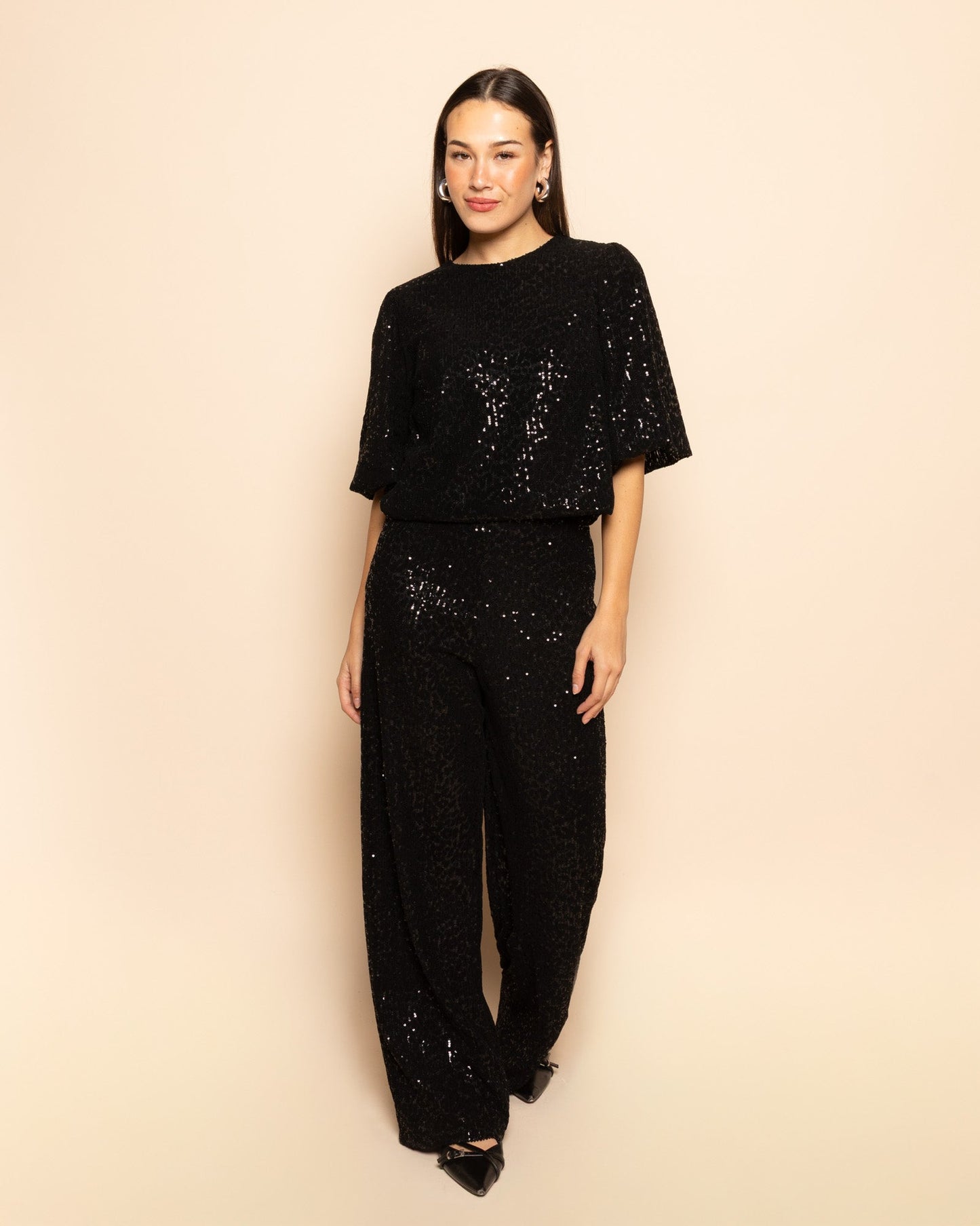 VELVET FLOCK SEQUINS PUFF SLEEVE TOP ZWART