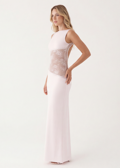 Vestido con detalle transparente