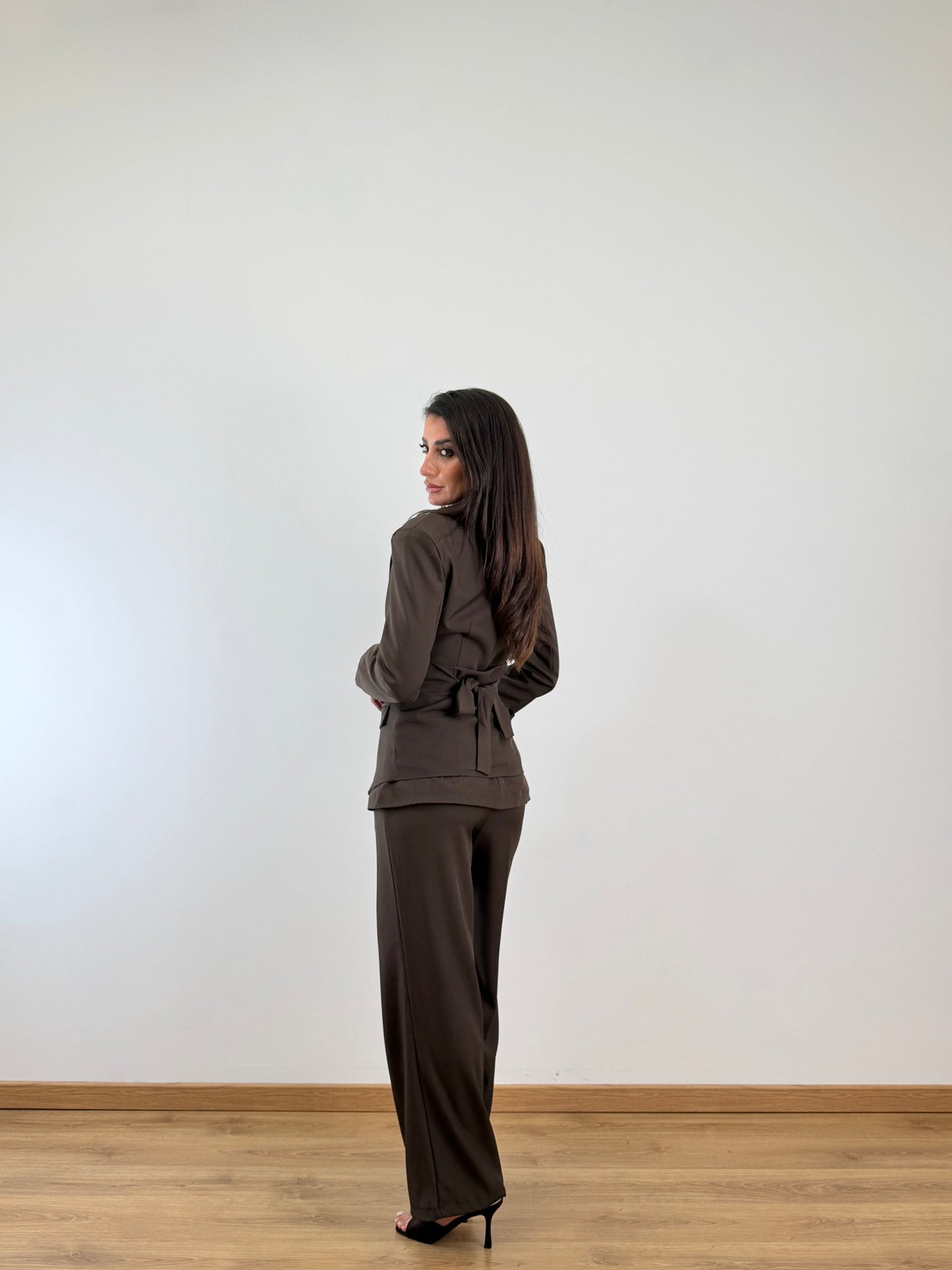 Tailleur corsetto marrone 6865
