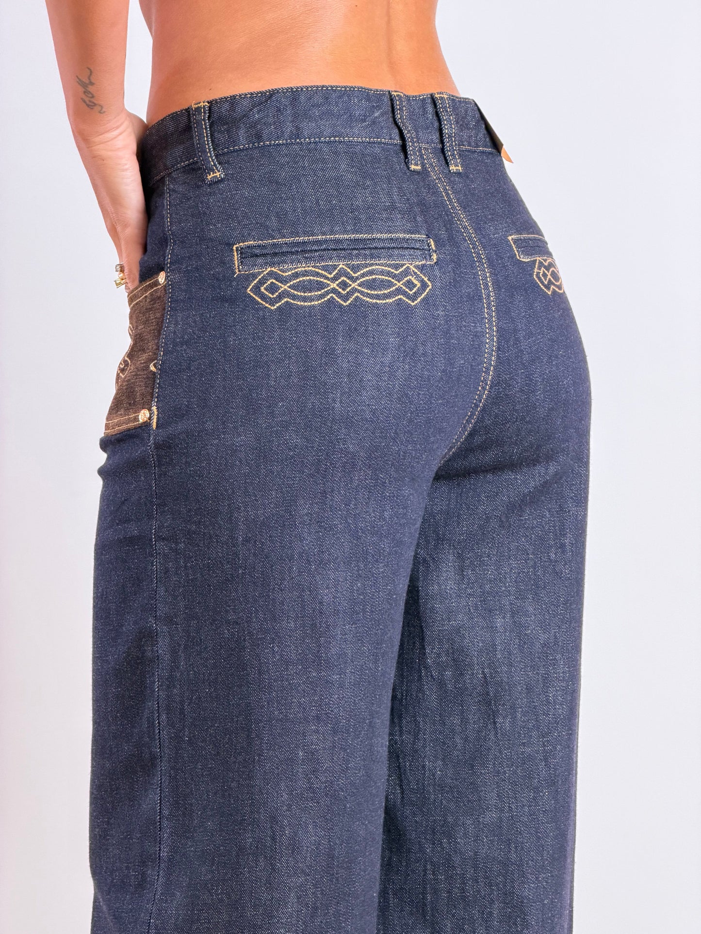 Jeans con velluto marrone H5295