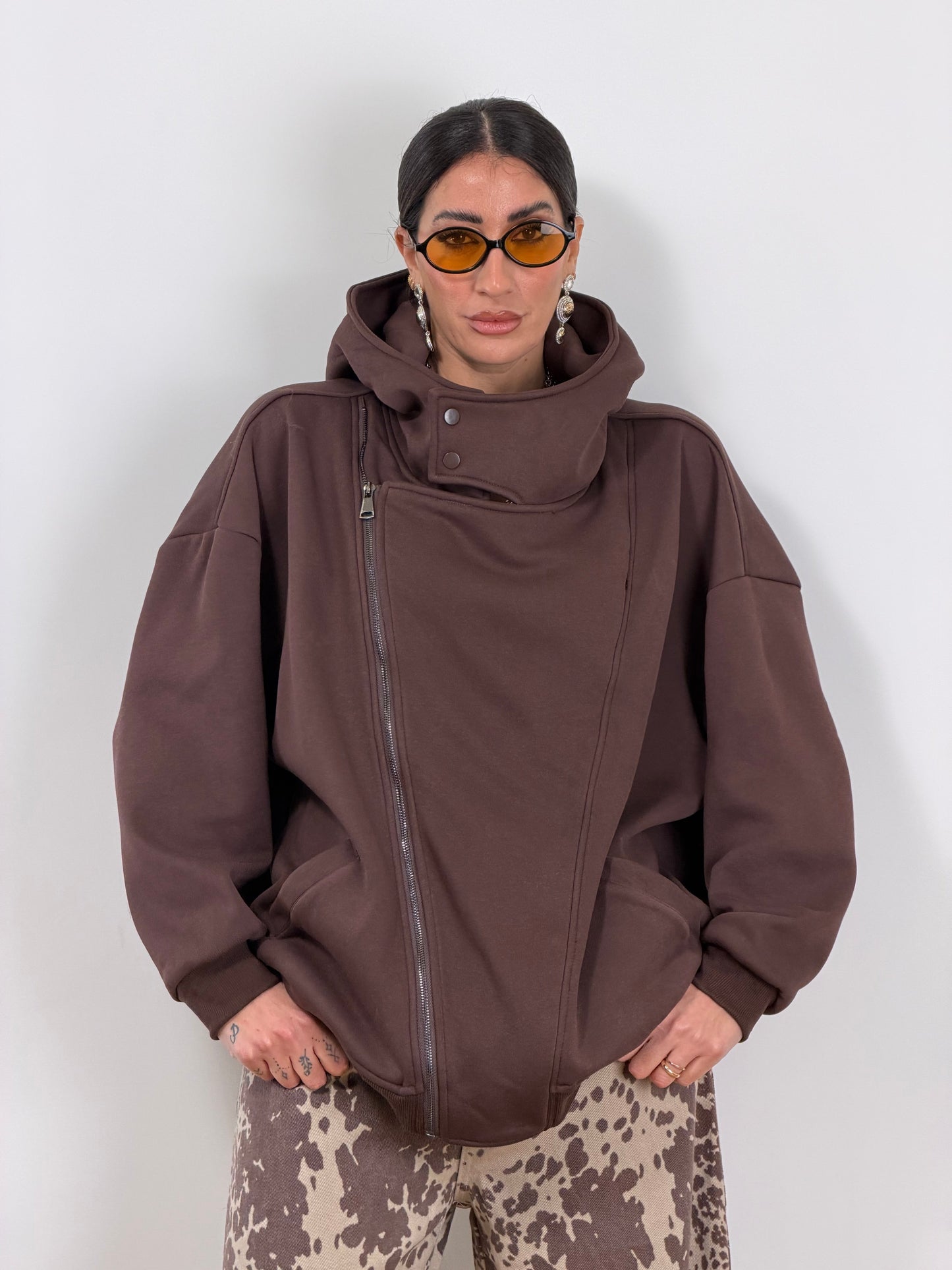 Felpa MARRONE W46497