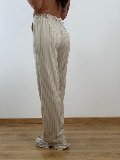Tailleur crema gessato 30990.