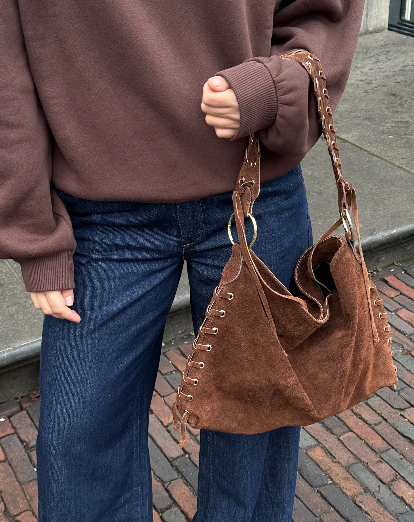 LACE UP SUEDE BAG BRUIN