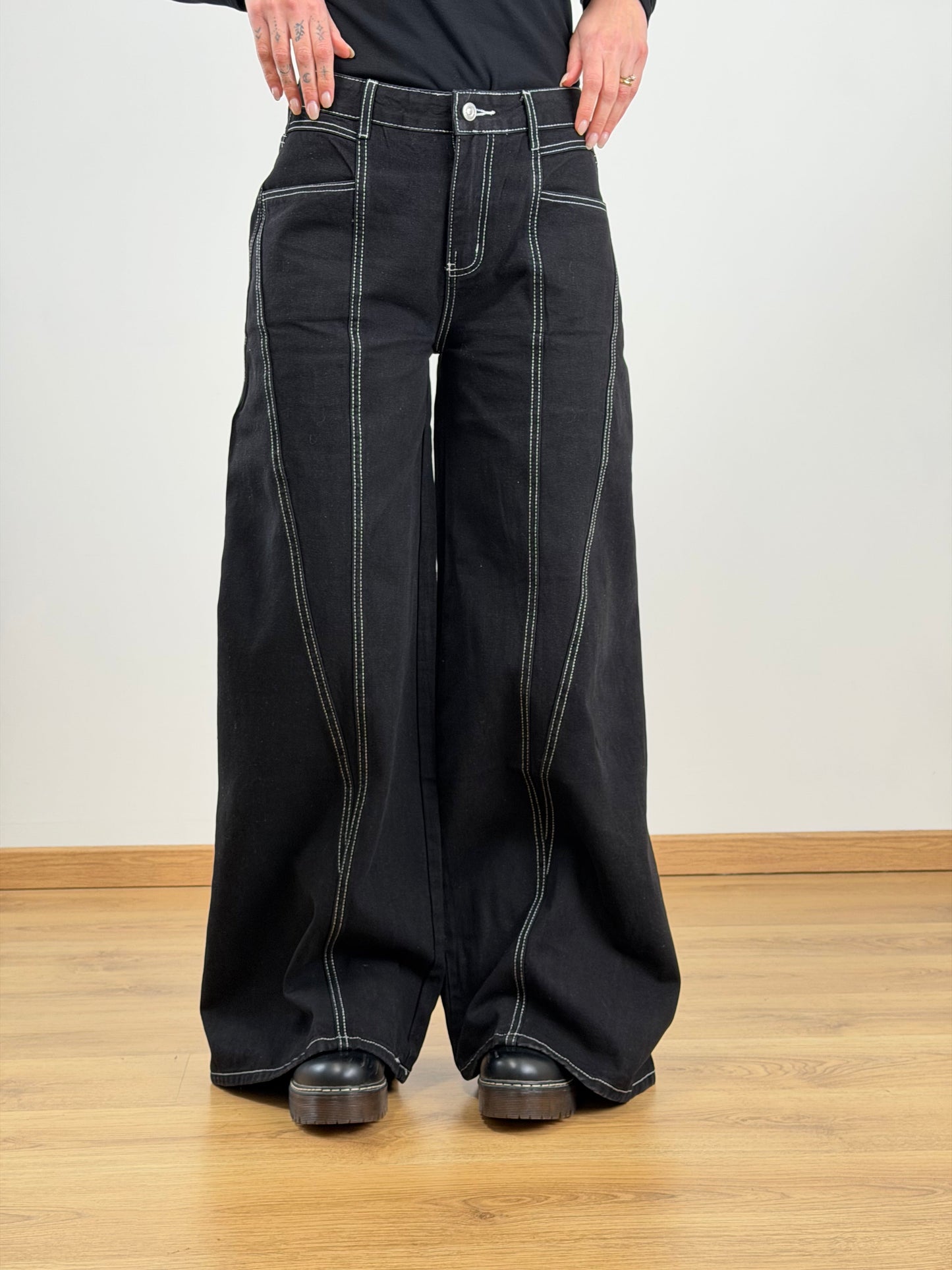 Jeans nero ballon P5716