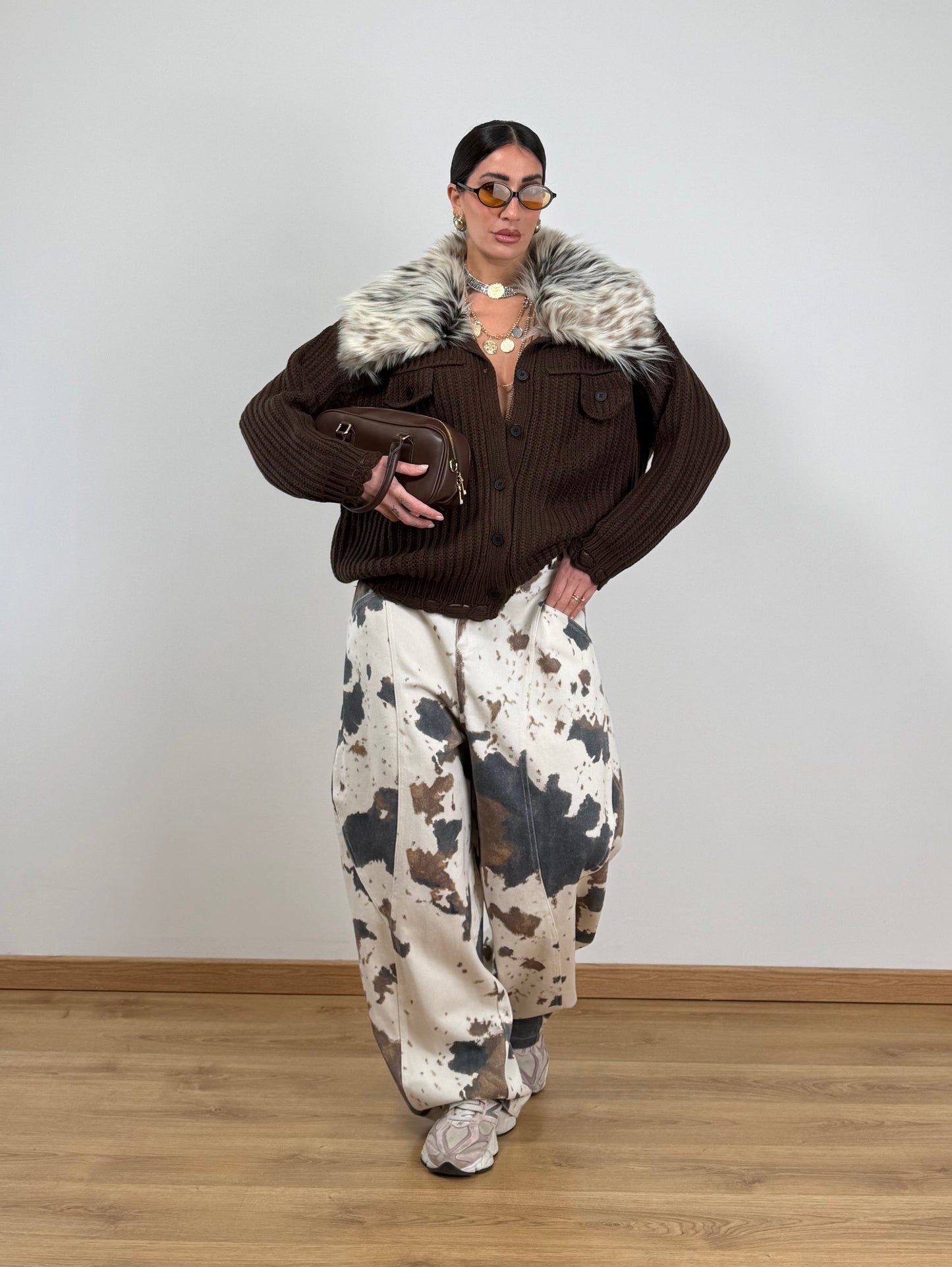 Pantaloni muccati W44576