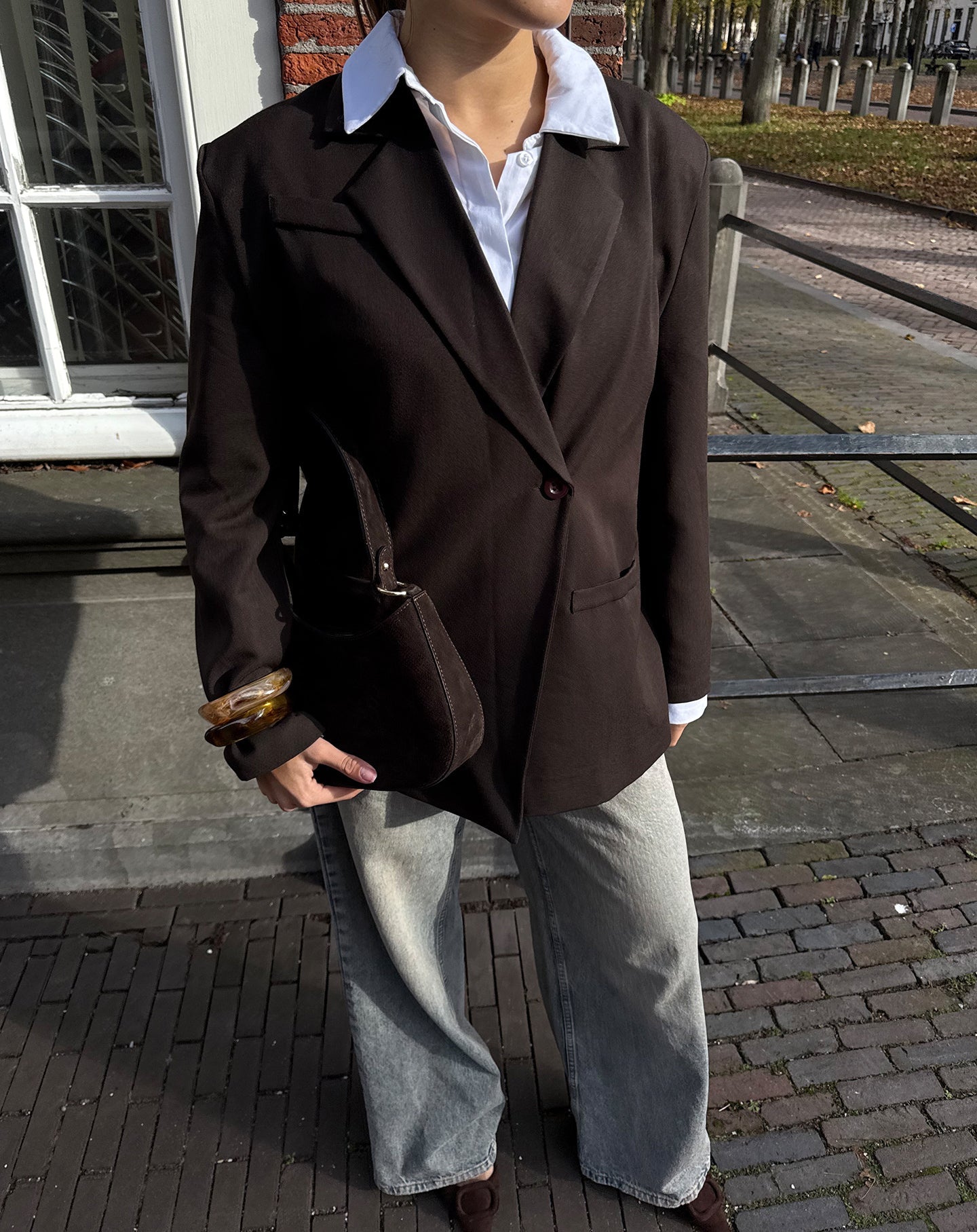 IRIS BOXY BLAZER DONKERBRUIN