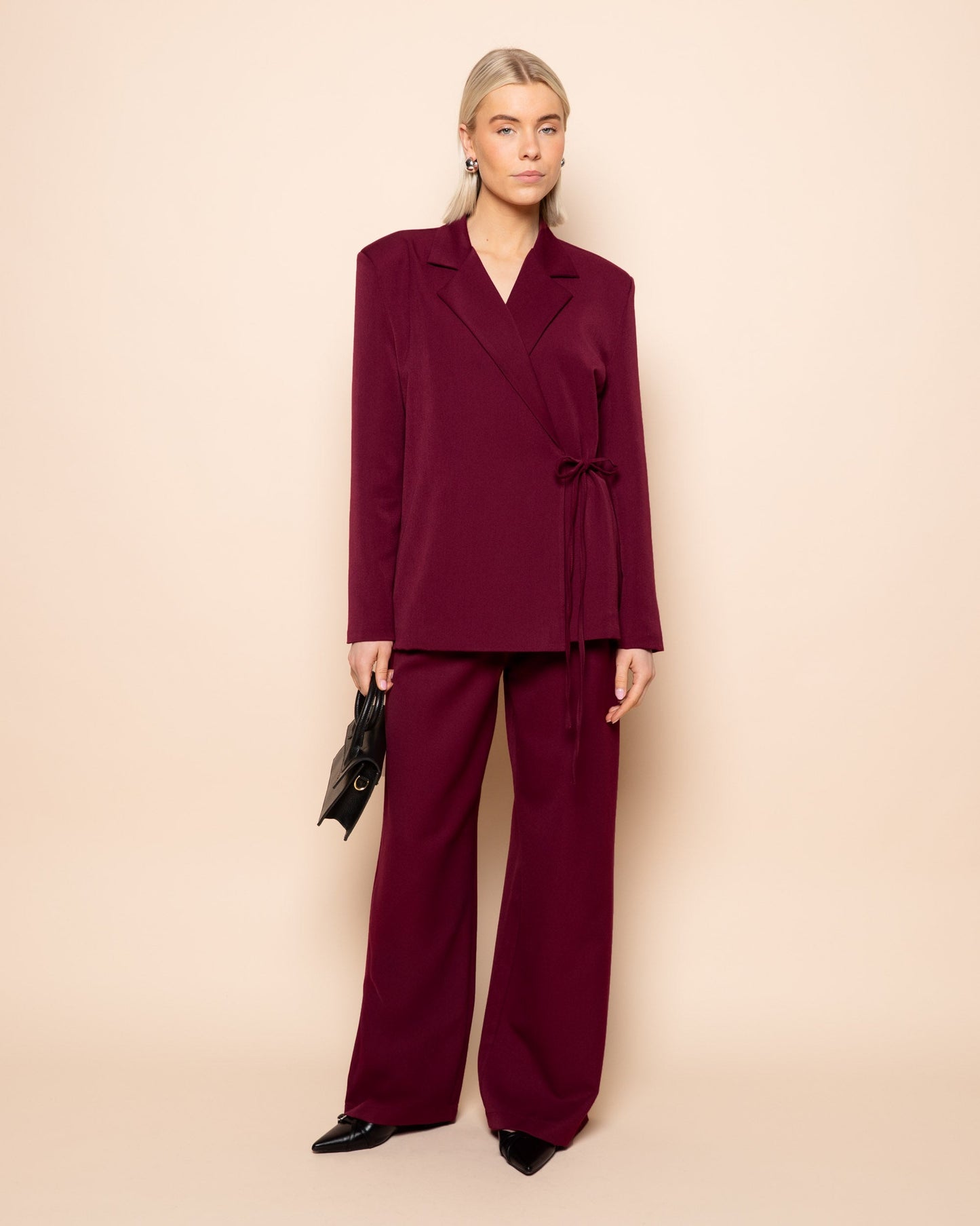IRIS WRAP UP BLAZER BURGUNDY