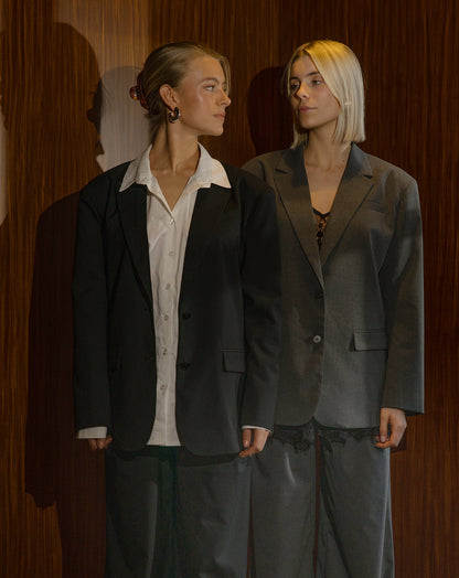 SAAR PINSTRIPE OVERSIZED BLAZER ZWART