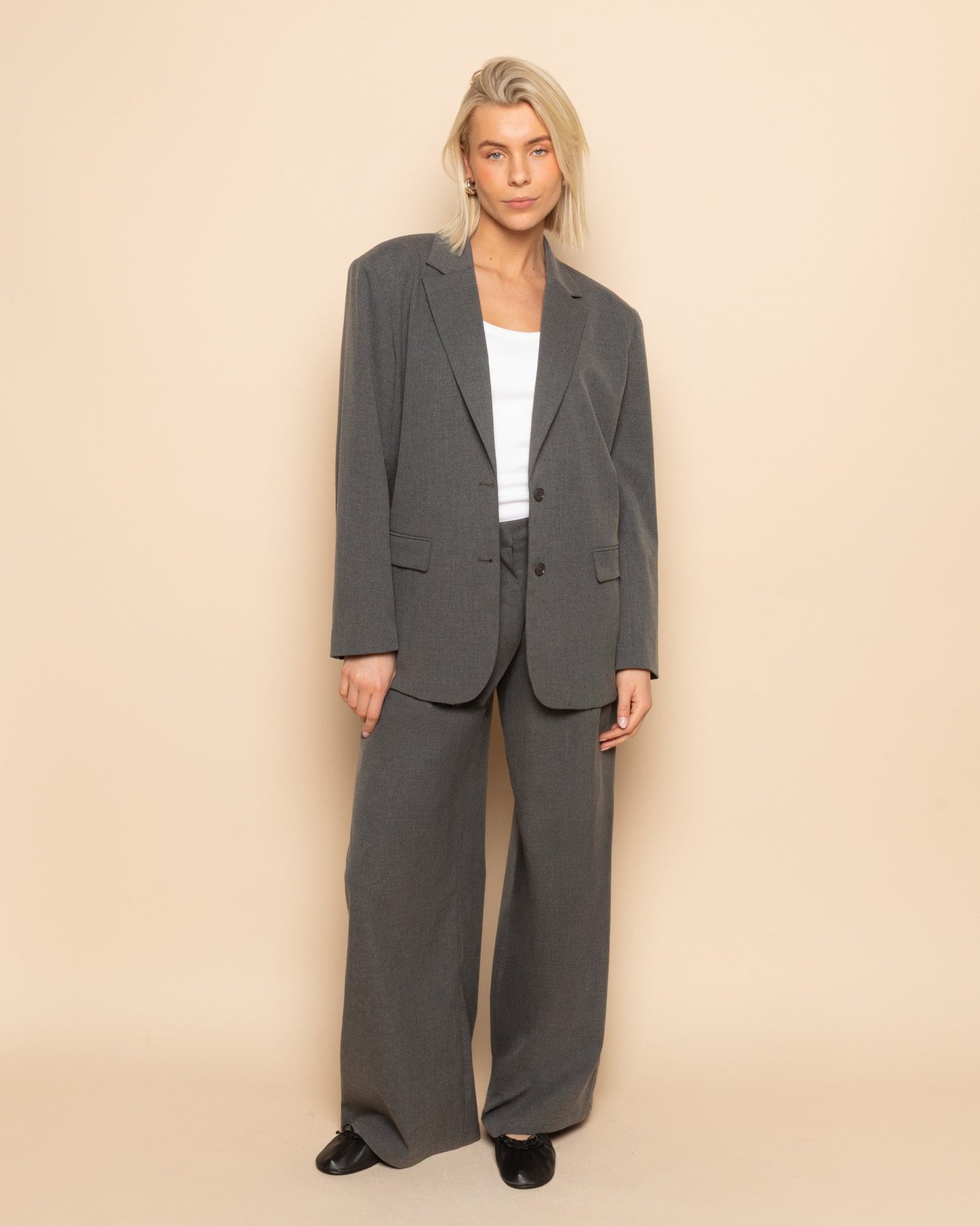 SOFIE PANTALON TALL GRIJS