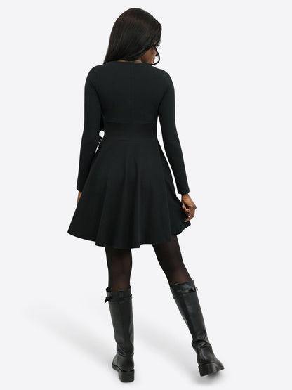 ELARA™ | Vestido entallado con falda fluida