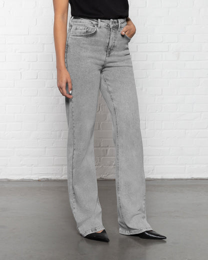BOOTCUT JEANS ZACHT GRIJS