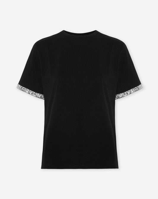 EMBELLISHMENT TEE ZWART
