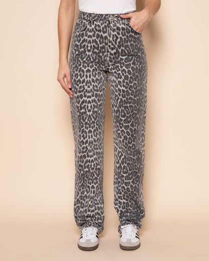 VAQUEROS CON ESTAMPADO DE LEOPARDO GRIS
