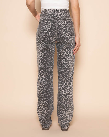 VAQUEROS CON ESTAMPADO DE LEOPARDO GRIS