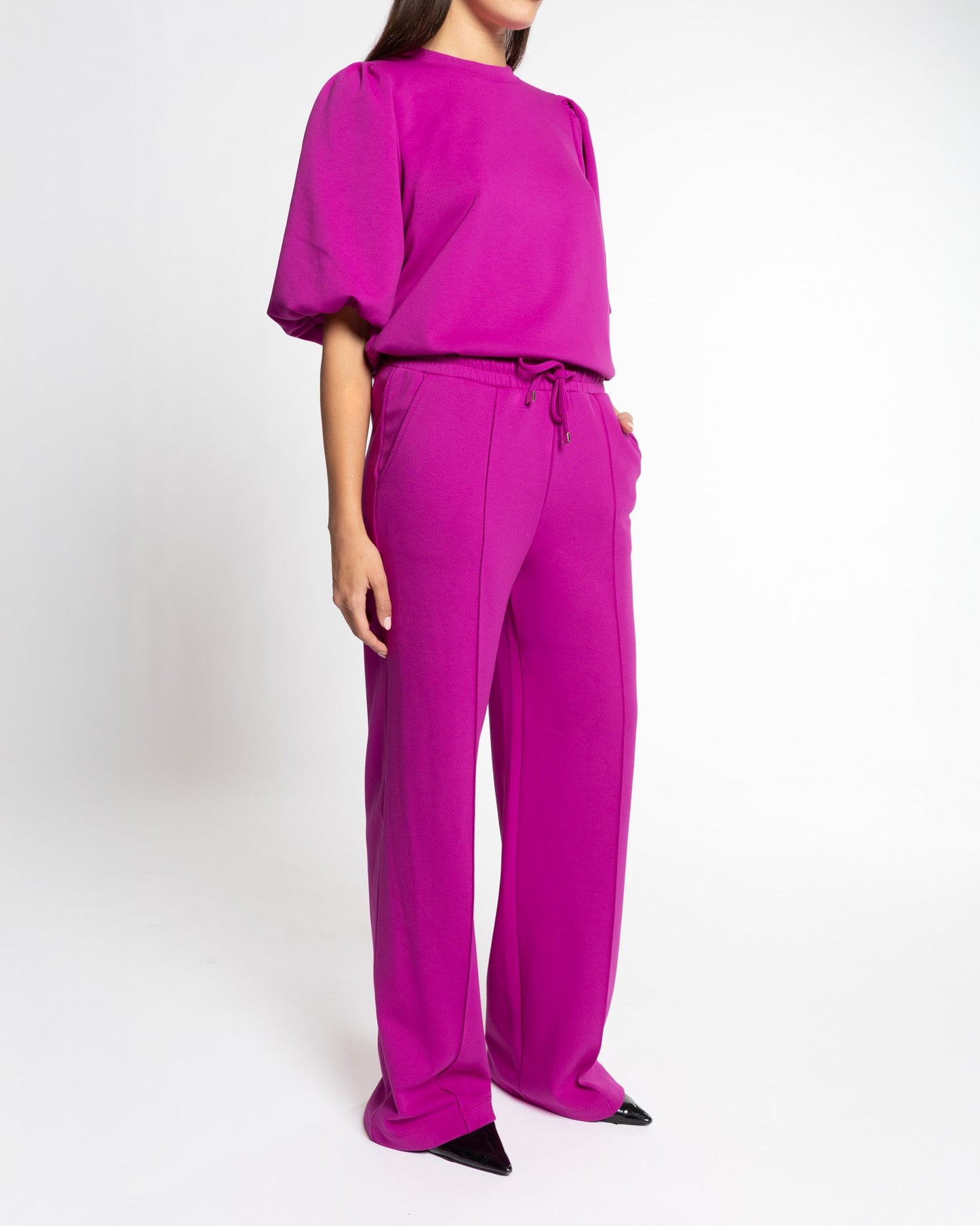 SCUBA SHORT PUFF SLEEVE SWEATER MAGENTA